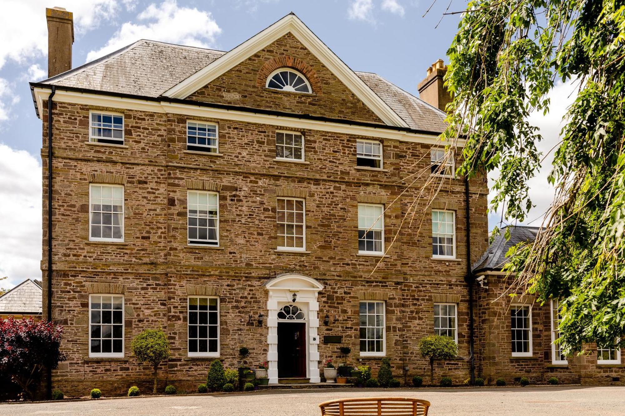Peterstone Court Country House Restaurant & Spa Brecon Exterior foto